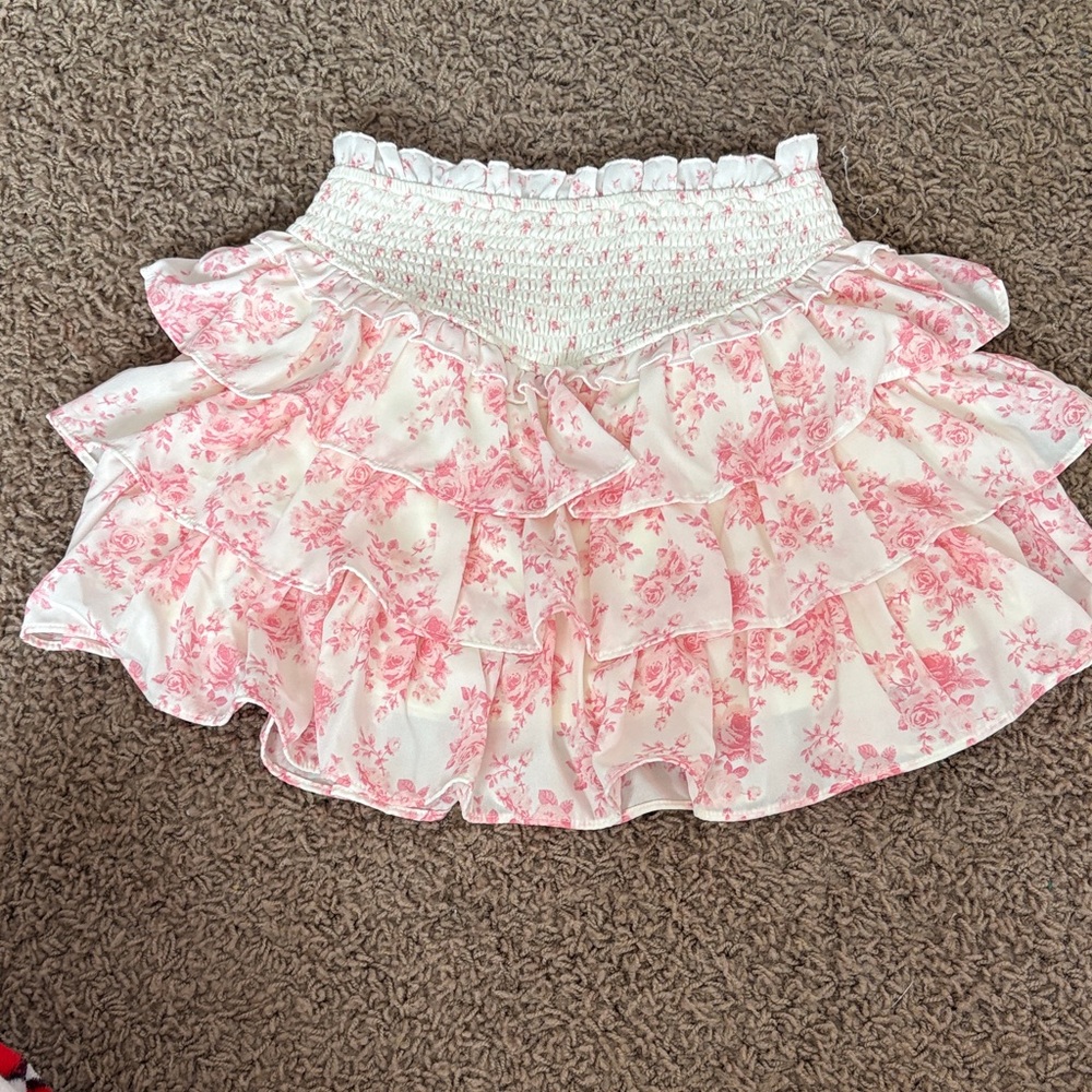 Chic Floral Ruffle Mini Skirt